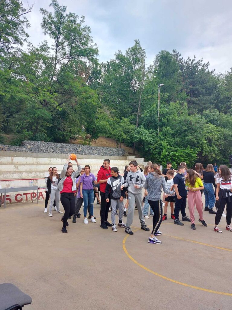 IMG-2bbacd322599220301187e816c064c04-V