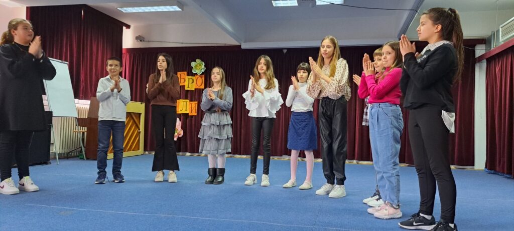 E2CA482D-A07F-42D8-91B3-0E9AC9D0ADAC