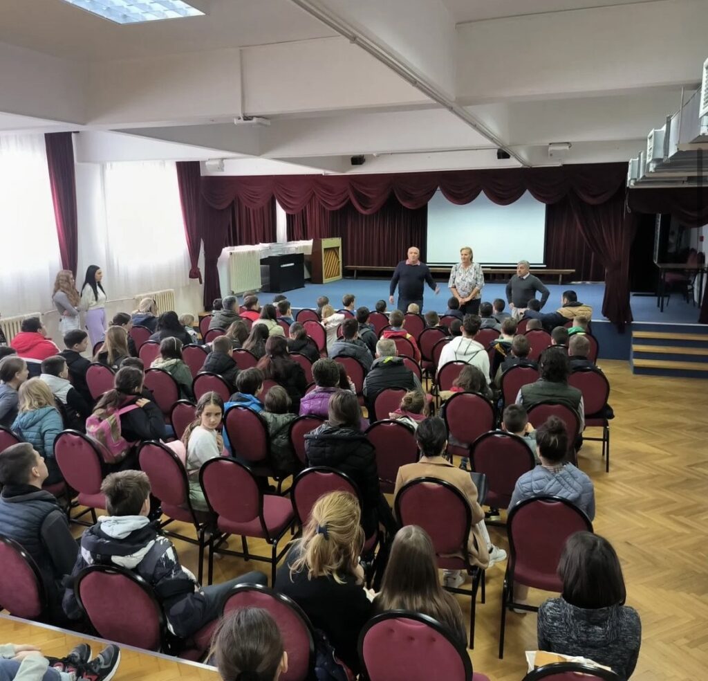 image_123650291 (16)