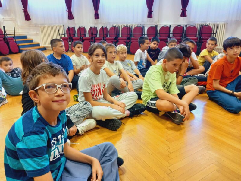 IMG-a78ba7ba4e17d1f7d01d33b3db91fee9-V